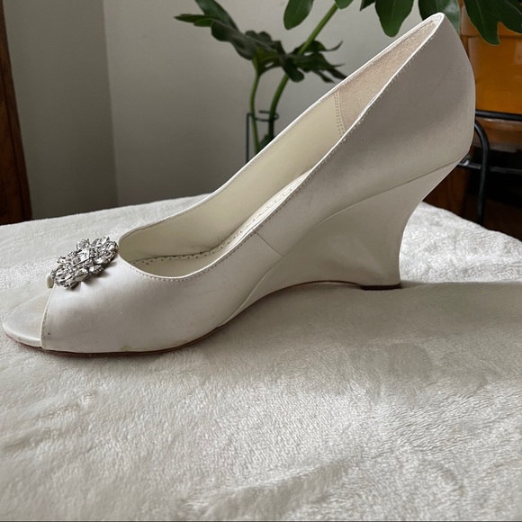 Benjamin Adams open-toe wedges - Picture 4 of 16